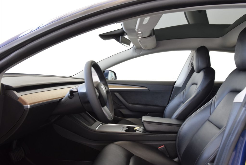 2022 Tesla Model 3 LONG RANGE+AWD+BOOST+CUIR in Laval, Quebec - 15 - w1024h768px