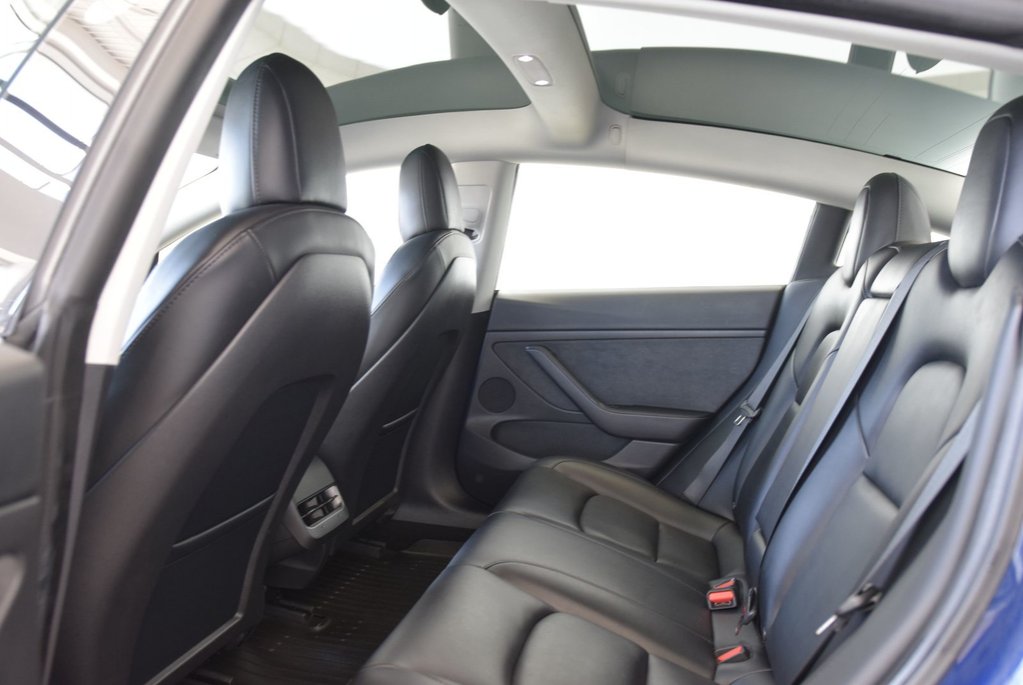 2022 Tesla Model 3 LONG RANGE+AWD+BOOST+CUIR in Laval, Quebec - 16 - w1024h768px