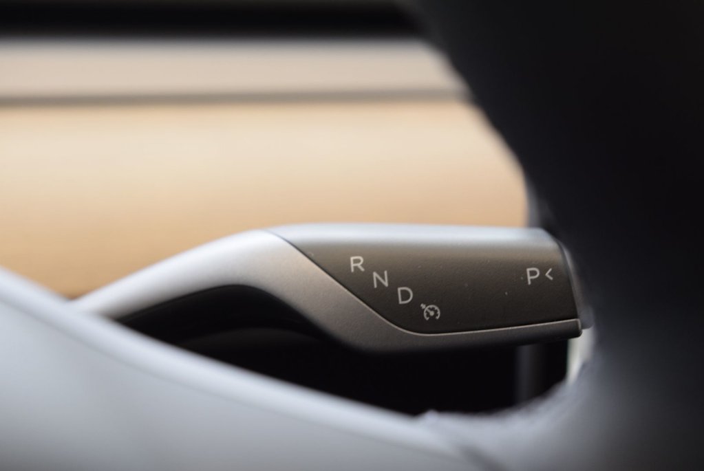 2023 Tesla Model 3 LONG RANGE+AWD+ROUGE+CUIR in Laval, Quebec - 27 - w1024h768px