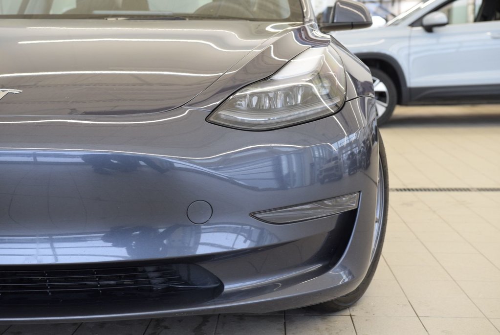 Tesla Model 3 SR+CUIR+TOIT PANO+LED+NAV 2023 à Laval, Québec - 3 - w1024h768px