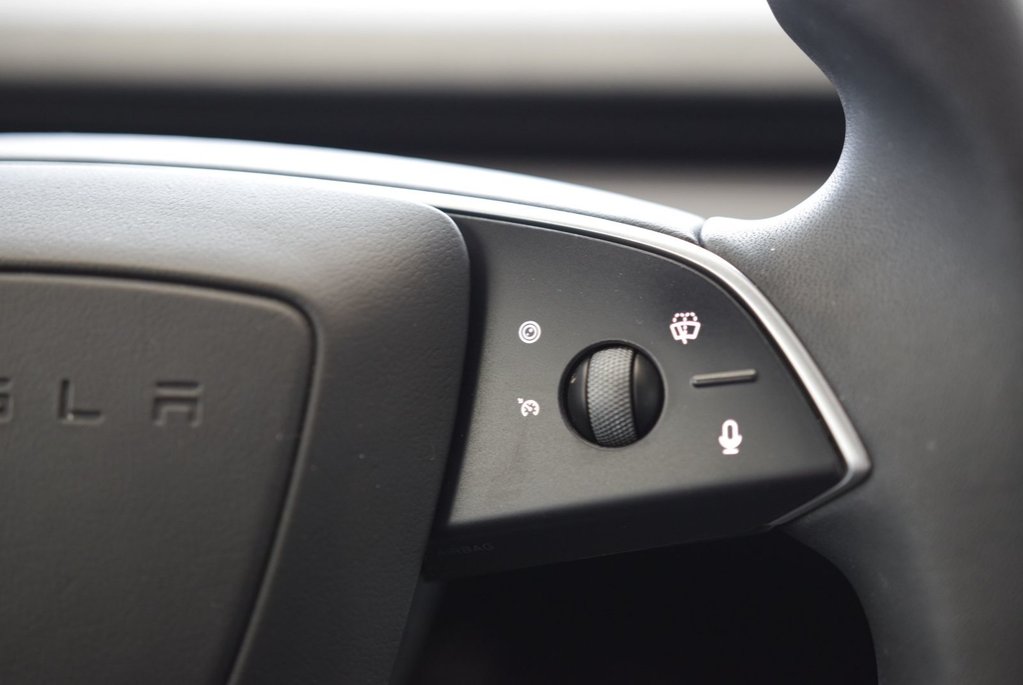 2024 Tesla Model 3 LONG RANGE+AWD+AUBAINE in Laval, Quebec - 22 - w1024h768px