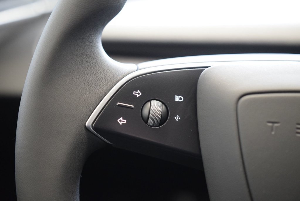 2024 Tesla Model 3 CUIR+TOIT PANO+LED+NAV+ in Laval, Quebec - 22 - w1024h768px