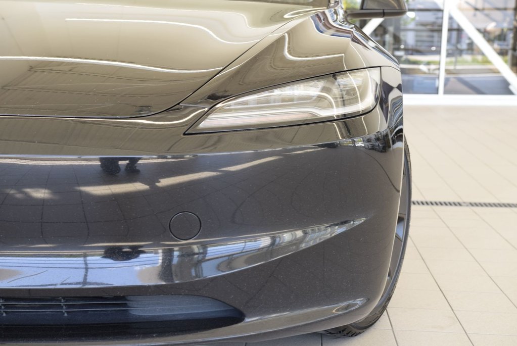 2024 Tesla Model 3 SR+CUIR+TOIT PANO+LED+NAV in Laval, Quebec - 2 - w1024h768px