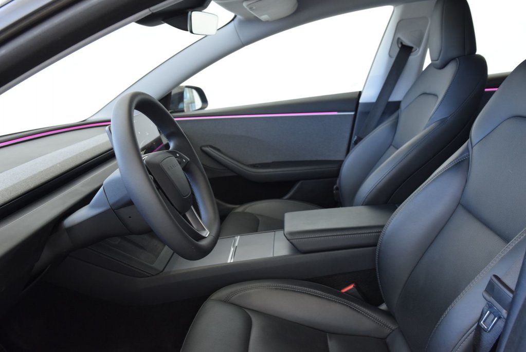 2024 Tesla Model 3 SR+CUIR+TOIT PANO+LED+NAV in Laval, Quebec - 14 - w1024h768px
