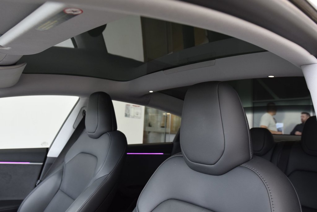 Tesla Model 3 LONG RANGE+AWD+CUIR+TOIT 2024 à Laval, Québec - 15 - w1024h768px