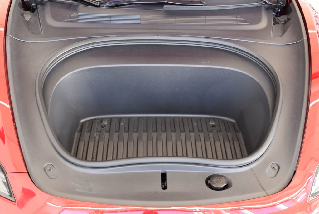 Tesla Model 3 LONG RANGE+AWD+ROUGE+LED 2025 à Laval, Québec - 17 - w1024h768px