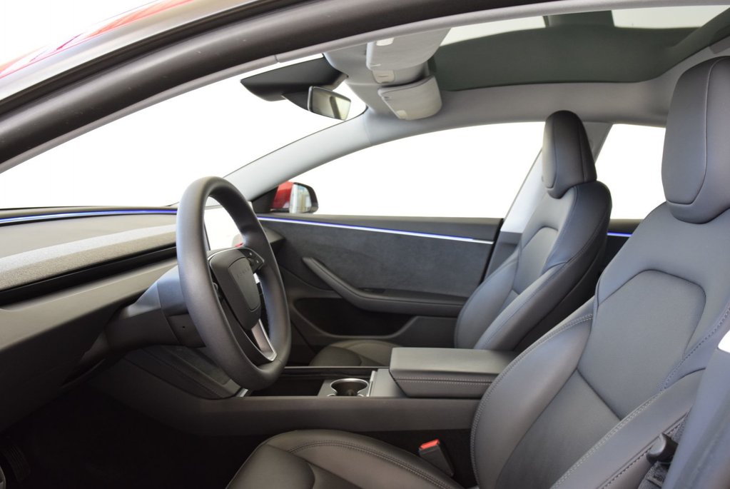 Tesla Model 3 LONG RANGE+AWD+ROUGE+LED 2025 à Laval, Québec - 10 - w1024h768px