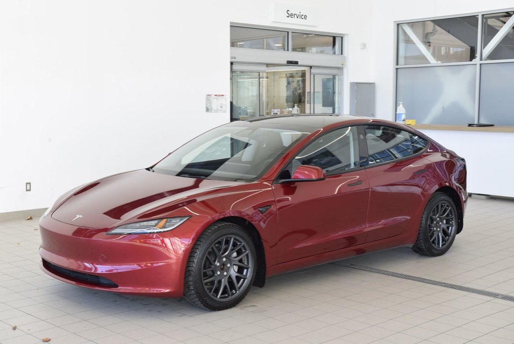 Tesla Model 3 LONG RANGE+AWD+ROUGE+LED 2025 à Laval, Québec - 11 - w1024h768px