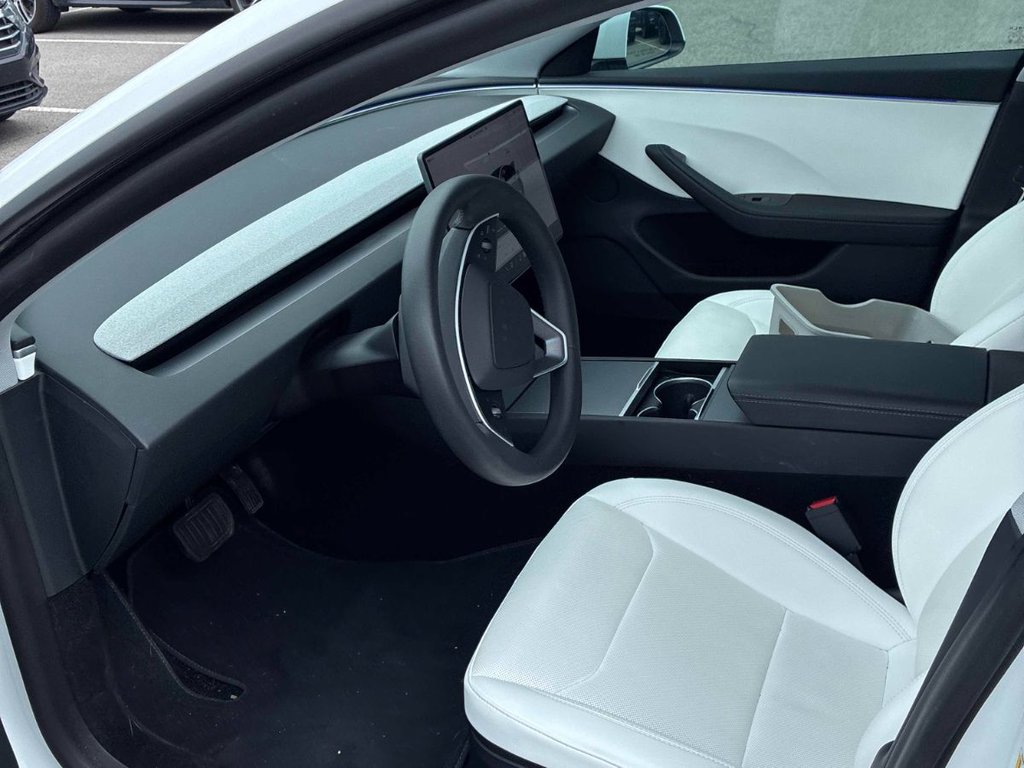 Tesla Model 3 PREMIUM+AWD+LONG RANGE 2025 à Laval, Québec - 3 - w1024h768px