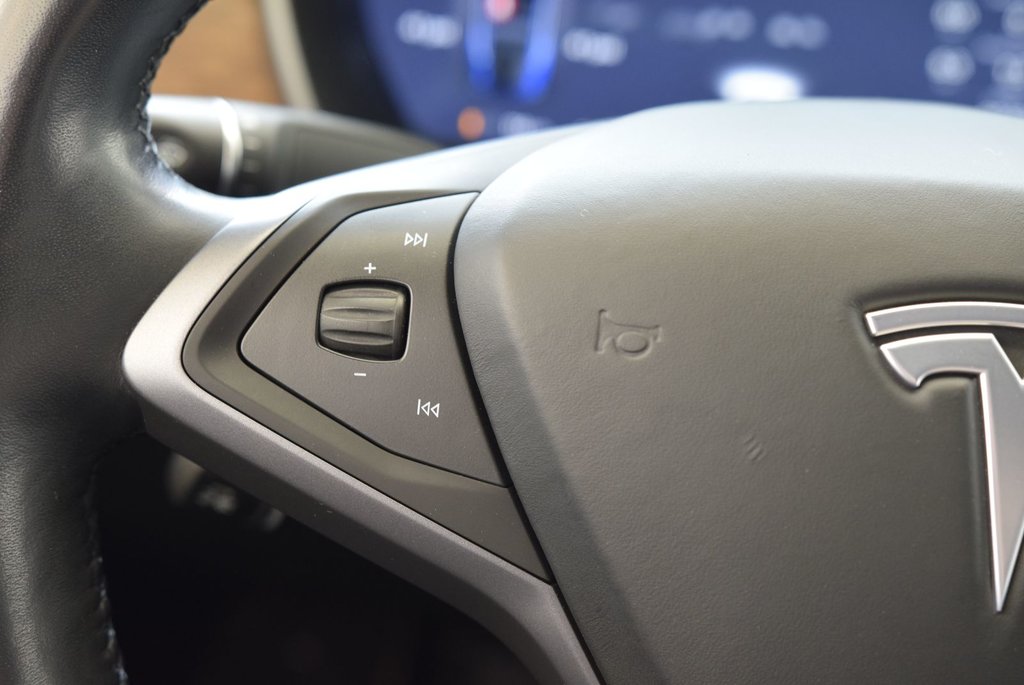 Tesla Model S LONG RANGE+AWD+660 KM+LED 2021 à Laval, Québec - 24 - w1024h768px