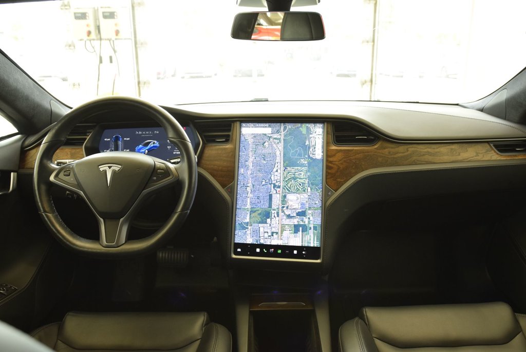 Tesla Model S LONG RANGE+AWD+660 KM+LED 2021 à Laval, Québec - 21 - w1024h768px