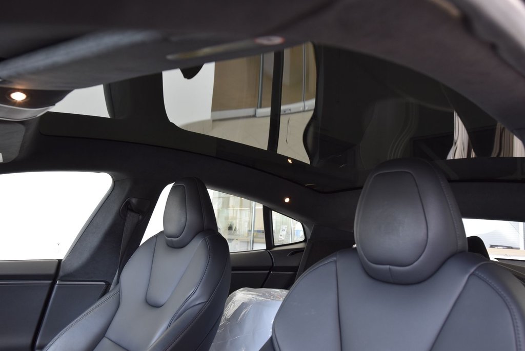 Tesla Model S LONG RANGE+AWD+660 KM+LED 2021 à Laval, Québec - 8 - w1024h768px