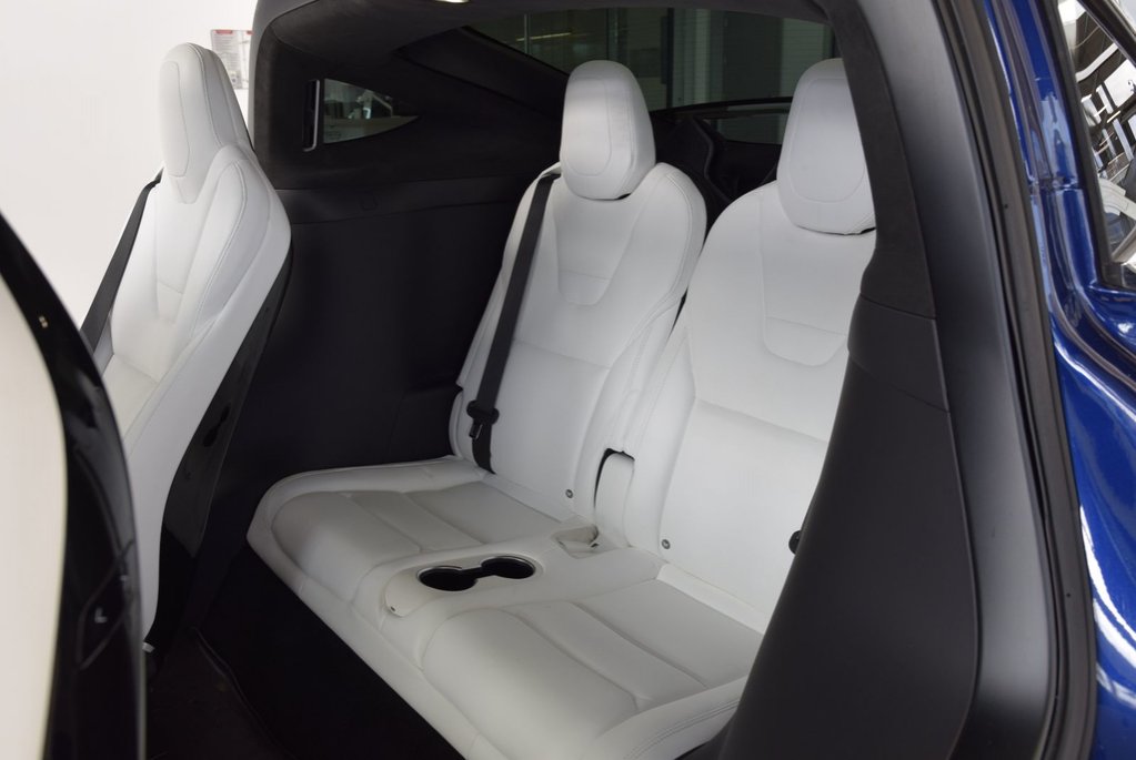 2017 Tesla Model X 75D+CUIR BEIGE+6 PASSAGERS+ in Laval, Quebec - 27 - w1024h768px