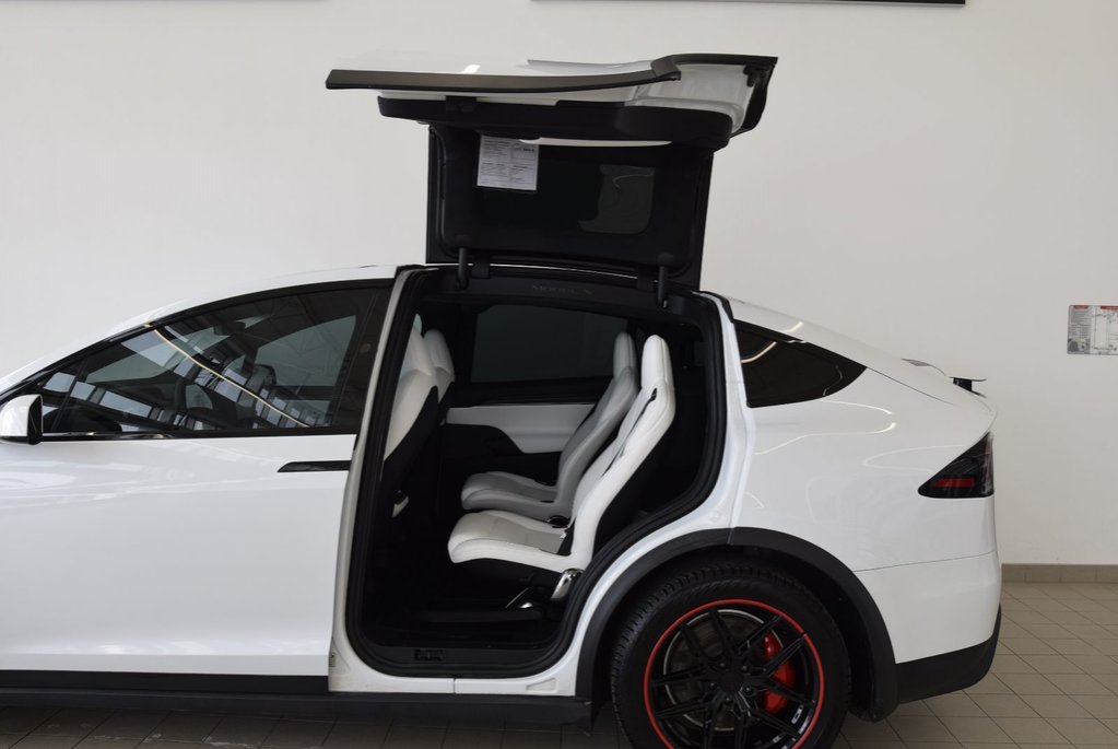 Tesla Model X PLAID+6 PASSAGERS+8 PNEUS 8 MAG 2024 à Laval, Québec - 8 - w1024h768px