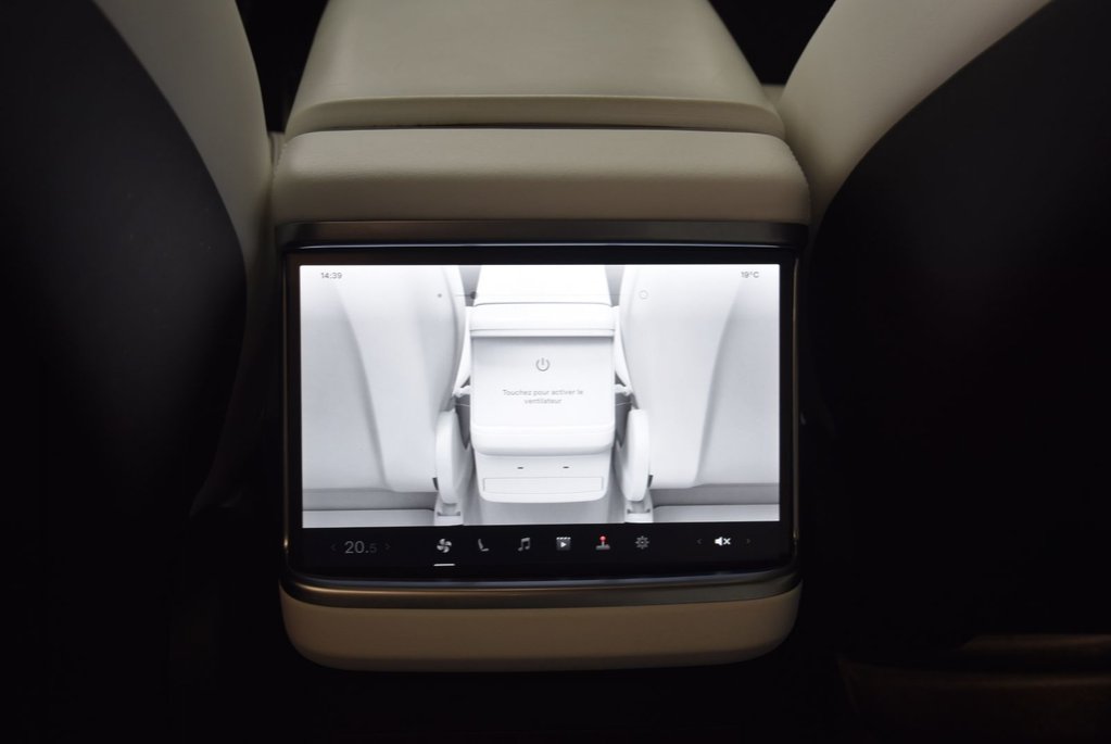Tesla Model X PLAID+6 PASSAGERS+8 PNEUS 8 MAG 2024 à Laval, Québec - 21 - w1024h768px