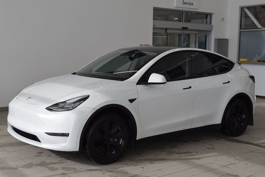 Tesla Model Y CUIR+TOIT PANO+LED+CAMERA+ 2021 à Laval, Québec - 29 - w1024h768px