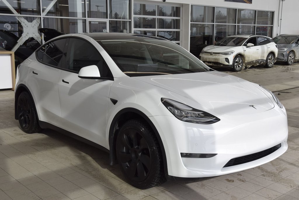 Tesla Model Y CUIR+TOIT PANO+LED+CAMERA+ 2021 à Laval, Québec - 10 - w1024h768px