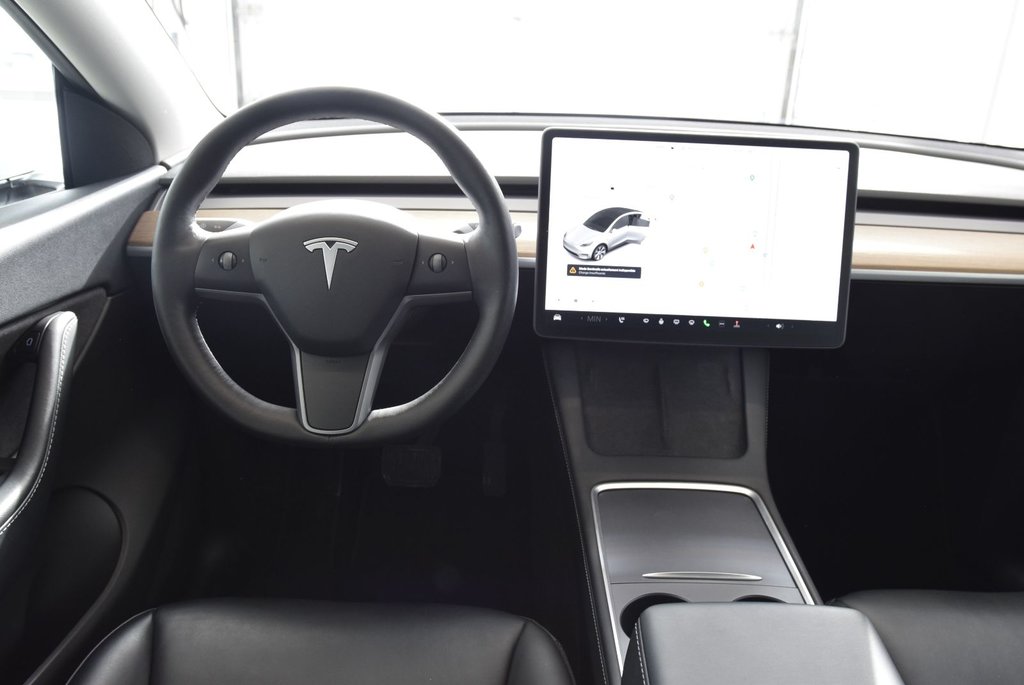 Tesla Model Y CUIR+TOIT PANO+LED+CAMERA+ 2021 à Laval, Québec - 22 - w1024h768px