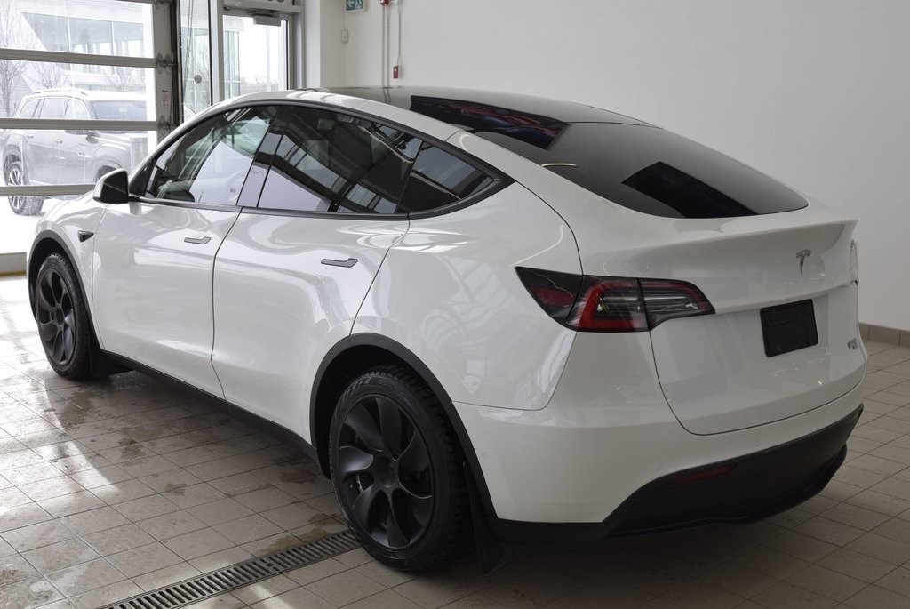 Tesla Model Y CUIR+TOIT PANO+LED+CAMERA+ 2021 à Laval, Québec - 13 - w1024h768px