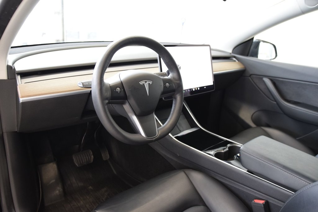 Tesla Model Y CUIR+TOIT PANO+LED+BAS KM 2021 à Laval, Québec - 11 - w1024h768px