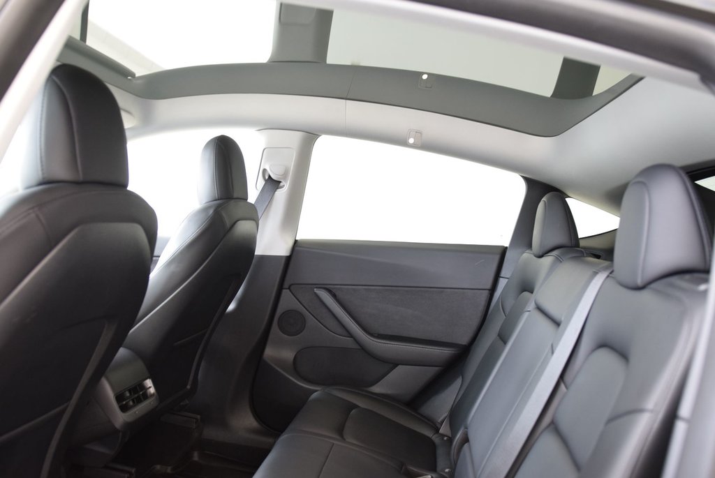 Tesla Model Y LONG RANGE+AWD+WRAP NOIR 2021 à Laval, Québec - 21 - w1024h768px