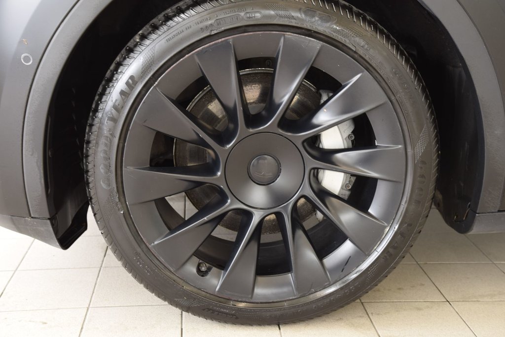Tesla Model Y LONG RANGE+AWD+WRAP NOIR 2021 à Laval, Québec - 7 - w1024h768px