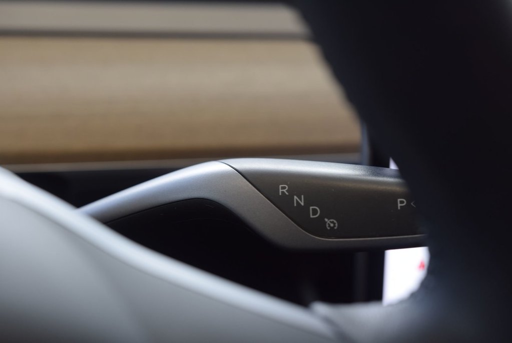 2021 Tesla Model Y LONG RANGE+MAG TURBINE+ in Laval, Quebec - 27 - w1024h768px