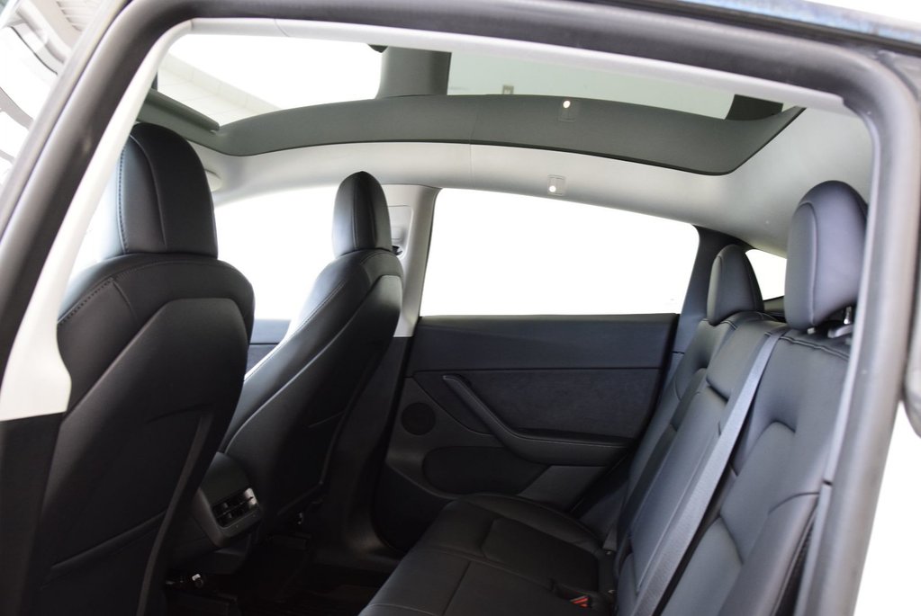 2022 Tesla Model Y PERFORMANCE+AWD+AUTOPILOT in Laval, Quebec - 21 - w1024h768px