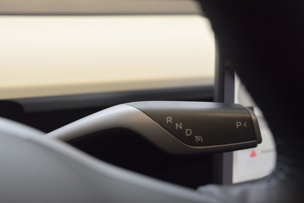 2022 Tesla Model Y LONG RANGE+7 PASSAGERS in Laval, Quebec - 27 - w1024h768px