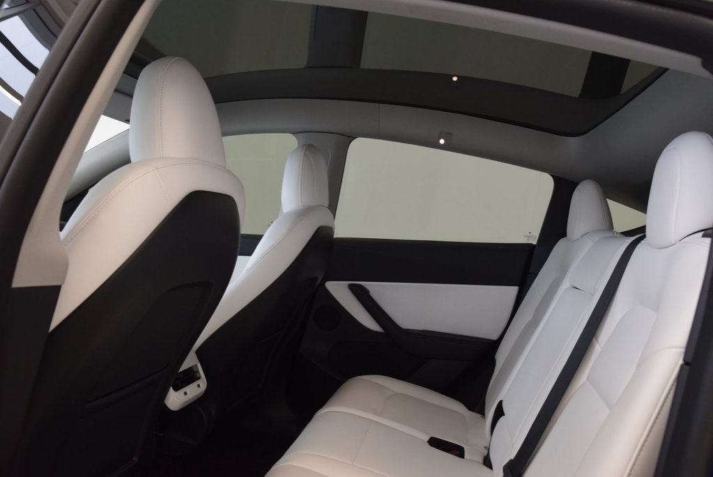 2022 Tesla Model Y LONG RANGE+7 PASSAGERS in Laval, Quebec - 22 - w1024h768px