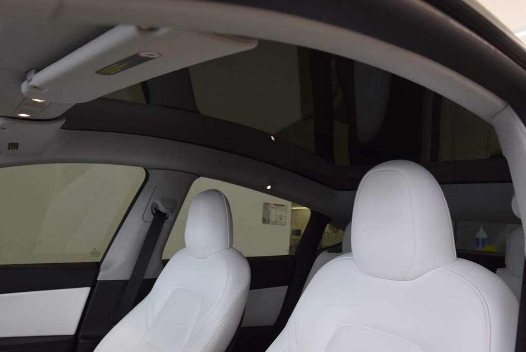 2022 Tesla Model Y LONG RANGE+7 PASSAGERS in Laval, Quebec - 19 - w1024h768px