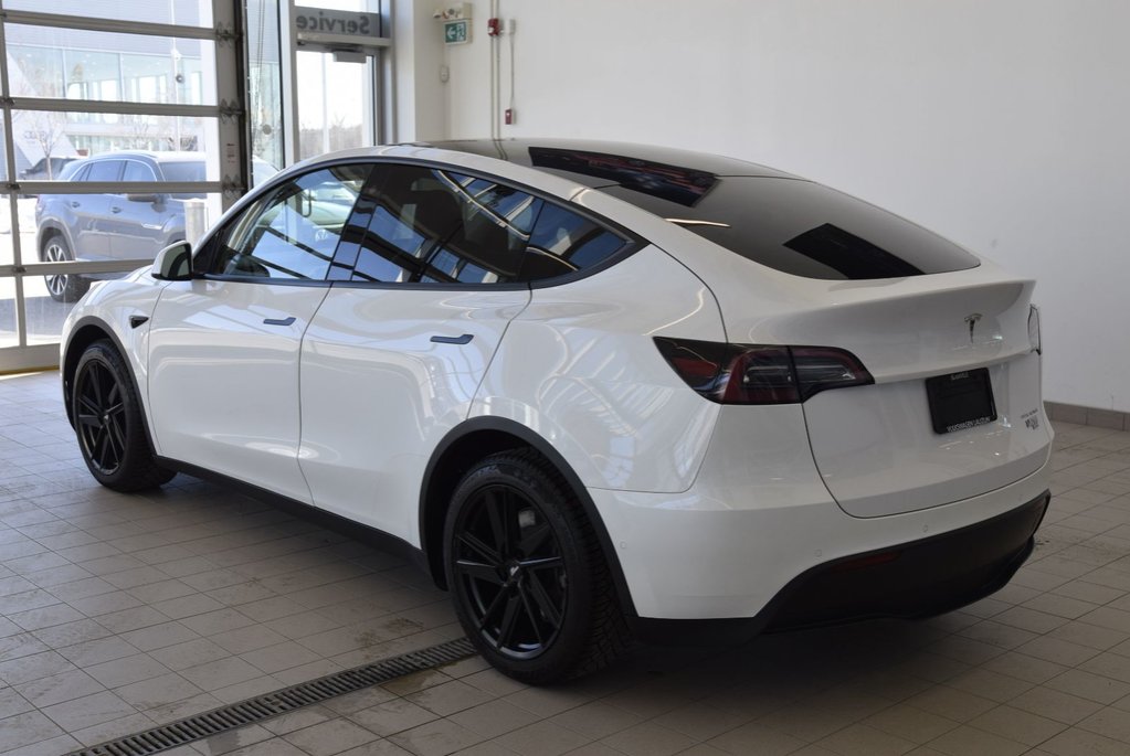 Tesla Model Y LONG RANGE+7 PASSAGERS+ 2022 à Laval, Québec - 13 - w1024h768px