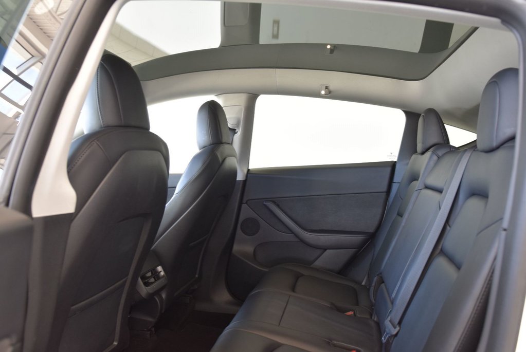 Tesla Model Y LONG RANGE+7 PASSAGERS+ 2022 à Laval, Québec - 19 - w1024h768px