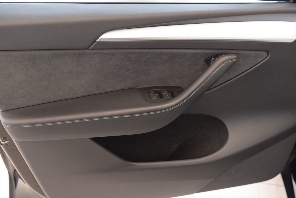 Tesla Model Y LONG RANGE+AWD+CUIR BLANC 2022 à Laval, Québec - 18 - w1024h768px