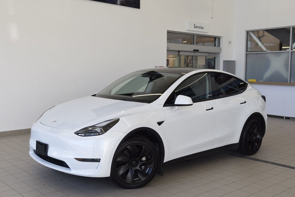 Model Y LONG RANGE+7 PASSAGERS+LED 2023 à Laval, Québec - 1 - w1024h768px