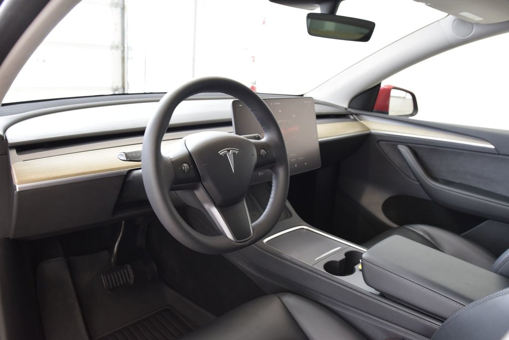 2023 Tesla Model Y SR+WRAP COMPLET+CUIR+TOIT in Laval, Quebec - 8 - w1024h768px
