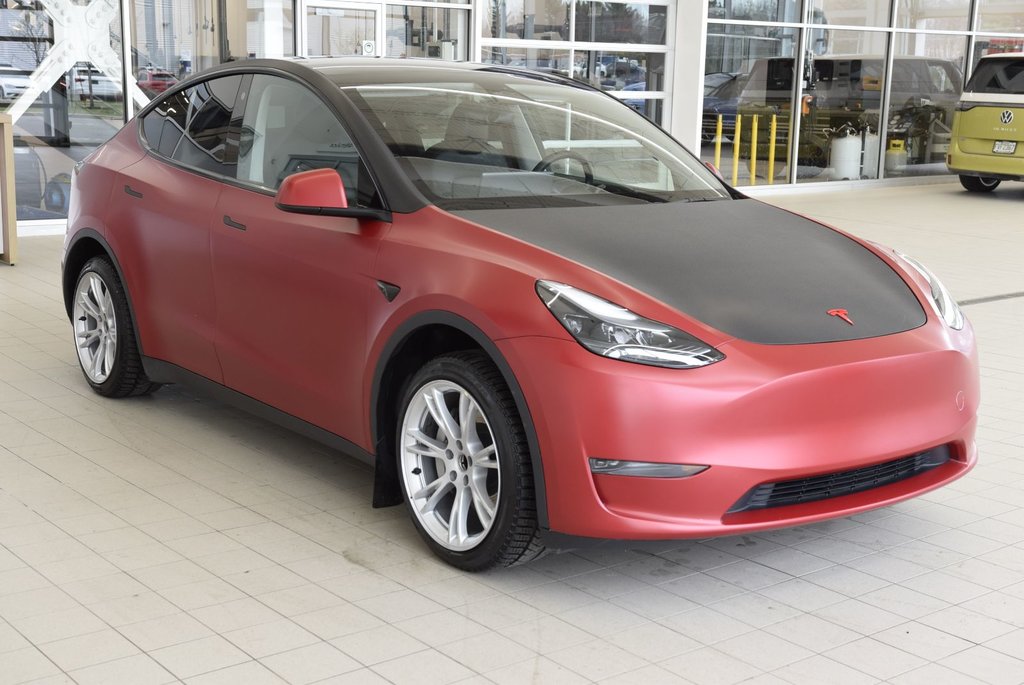 2023 Tesla Model Y SR+WRAP COMPLET+CUIR+TOIT in Laval, Quebec - 14 - w1024h768px