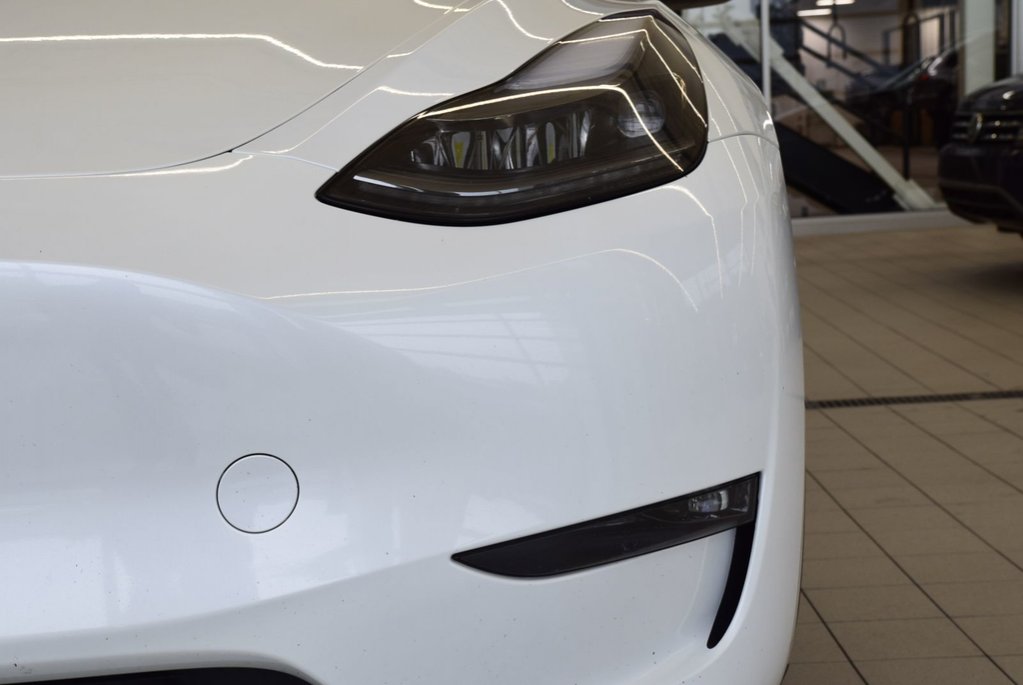2023 Tesla Model Y LONG RANGE+AWD+BAS KM+ in Laval, Quebec - 3 - w1024h768px