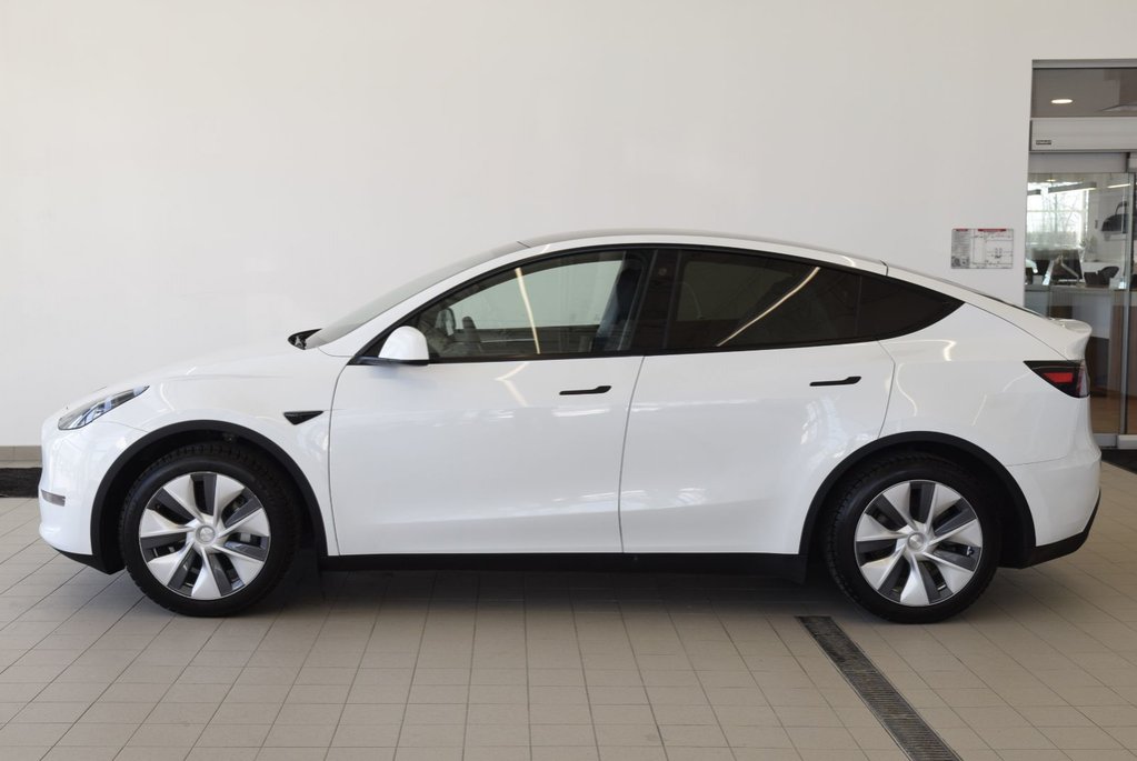 2023 Tesla Model Y CUIR+TOIT PANO+FRONT PPF in Laval, Quebec - 7 - w1024h768px