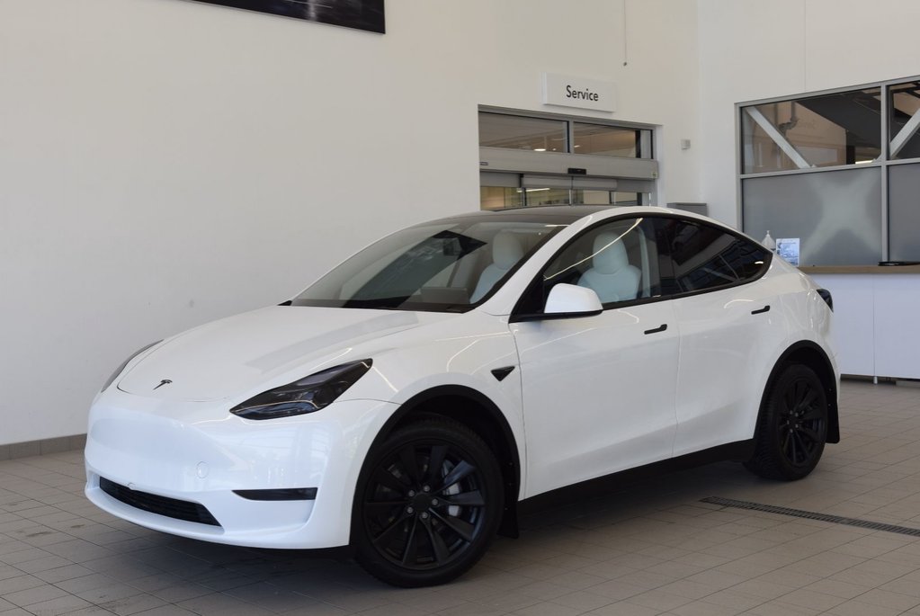 2023 Tesla Model Y LONG RANGE+CUIR BLANC+AWD in Laval, Quebec - 2 - w1024h768px