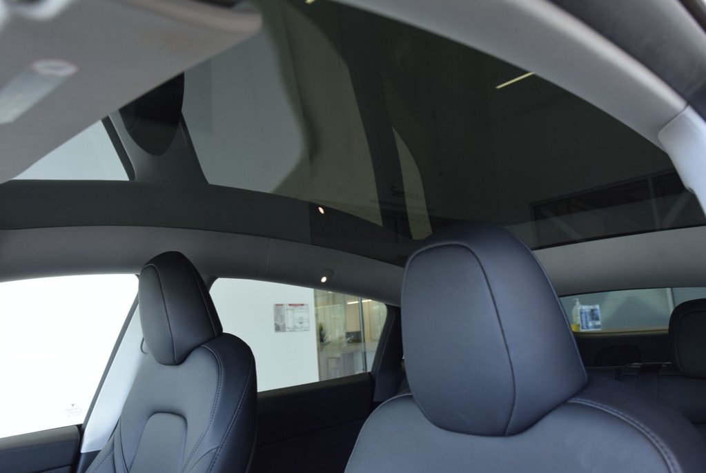 Tesla Model Y LONG RANGE+AWD+TURBINE+ 2023 à Laval, Québec - 8 - w1024h768px