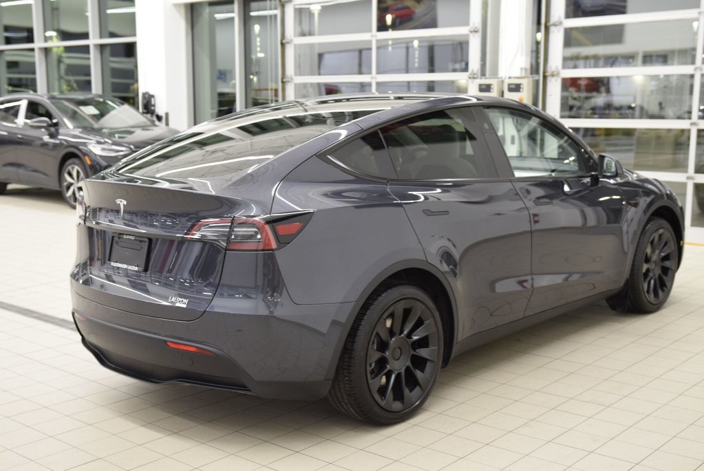 2024 Tesla Model Y SR+CUIR BLANC+LED+BAS KM in Laval, Quebec - 13 - w1024h768px