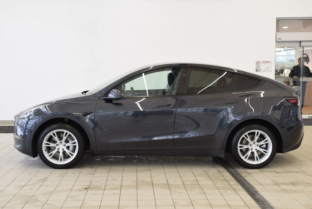 2024 Tesla Model Y CUIR+TOIT PANO+LED+CAMERA in Laval, Quebec - 7 - w1024h768px