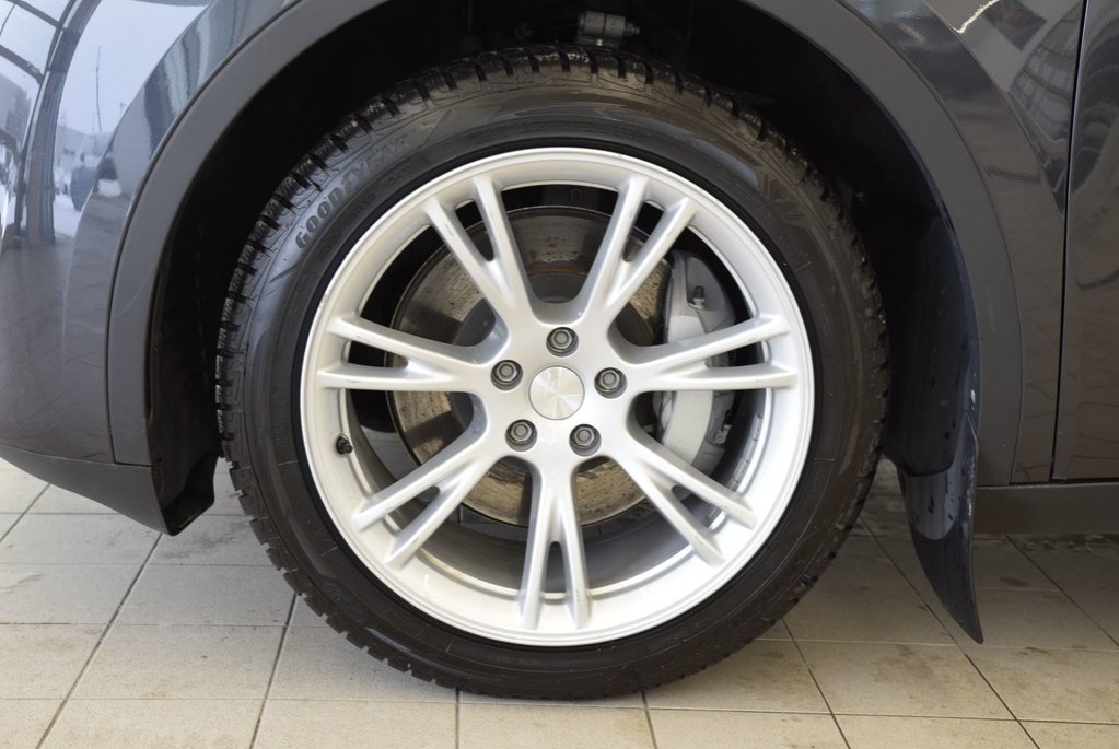 2024 Tesla Model Y CUIR+TOIT PANO+LED+CAMERA in Laval, Quebec - 5 - w1024h768px