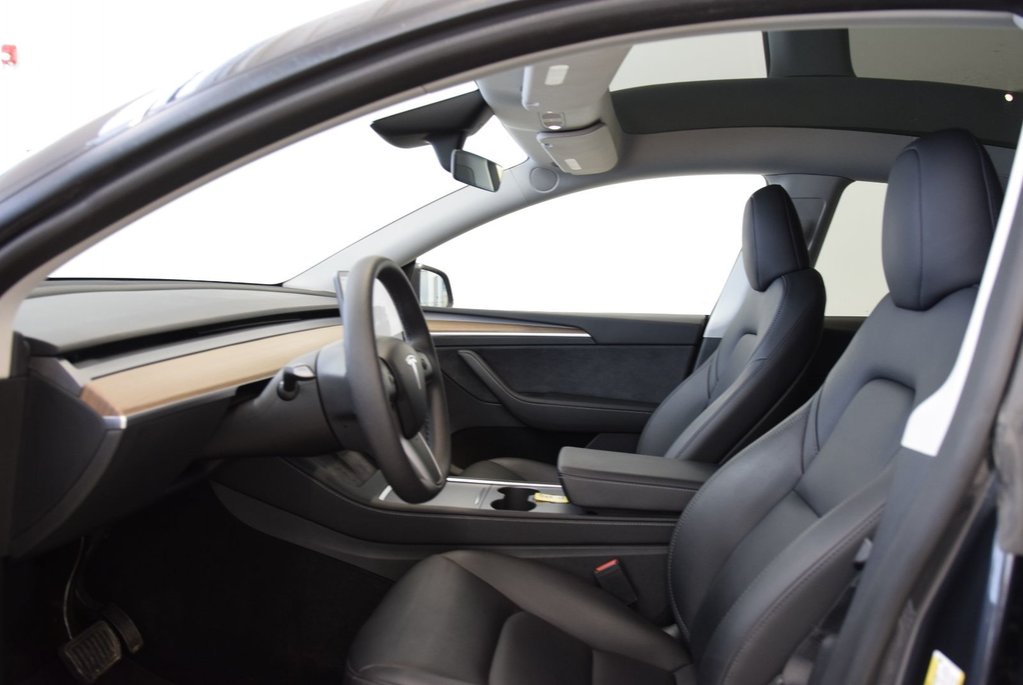 2024 Tesla Model Y CUIR+TOIT PANO+LED+CAMERA in Laval, Quebec - 19 - w1024h768px