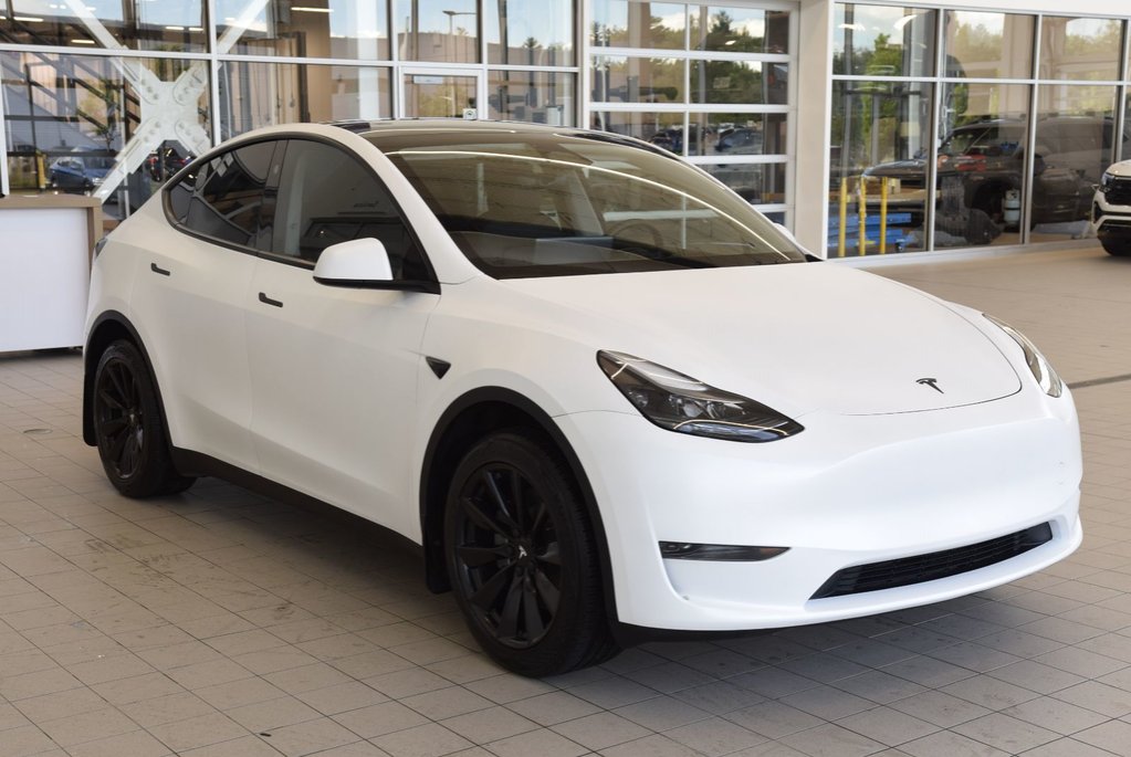 Tesla Model Y SR+MAG NOIR+LED+CAMERA 2024 à Laval, Québec - 11 - w1024h768px