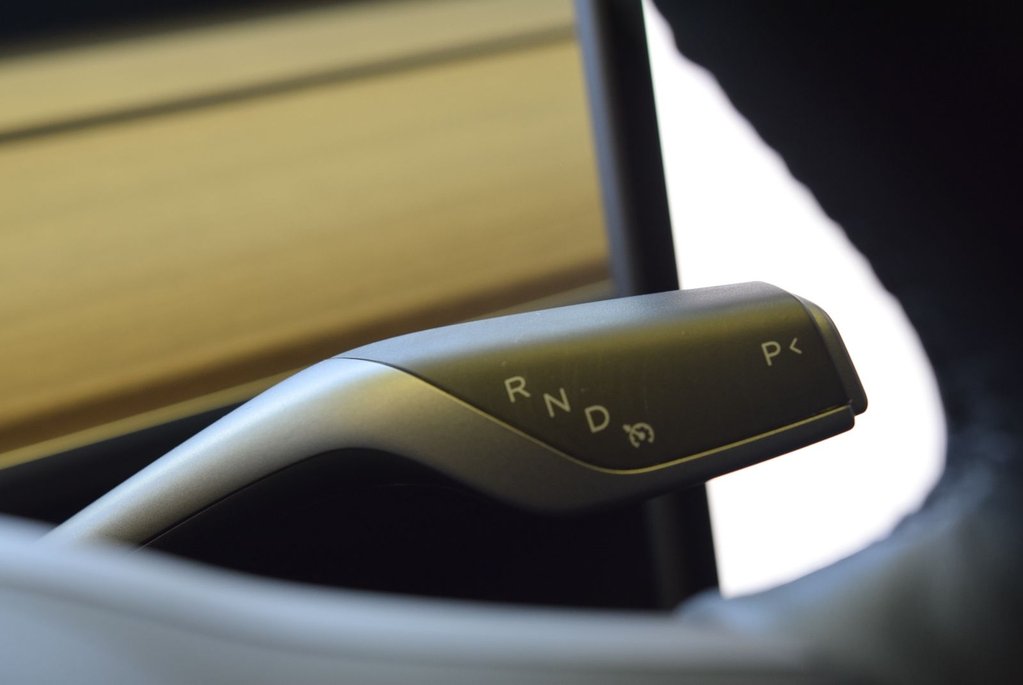Tesla Model Y SR+CUIR+TOIT+LED+NAV+WOW 2024 à Laval, Québec - 15 - w1024h768px