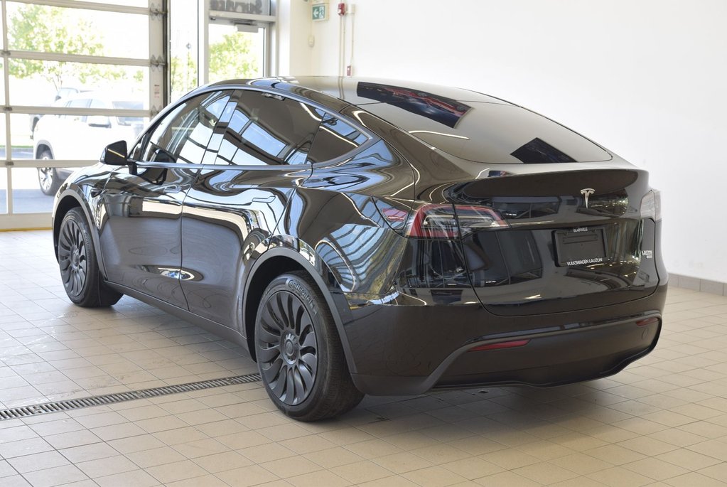 Tesla Model Y SR+CUIR+TOIT+LED+NAV+WOW 2024 à Laval, Québec - 28 - w1024h768px