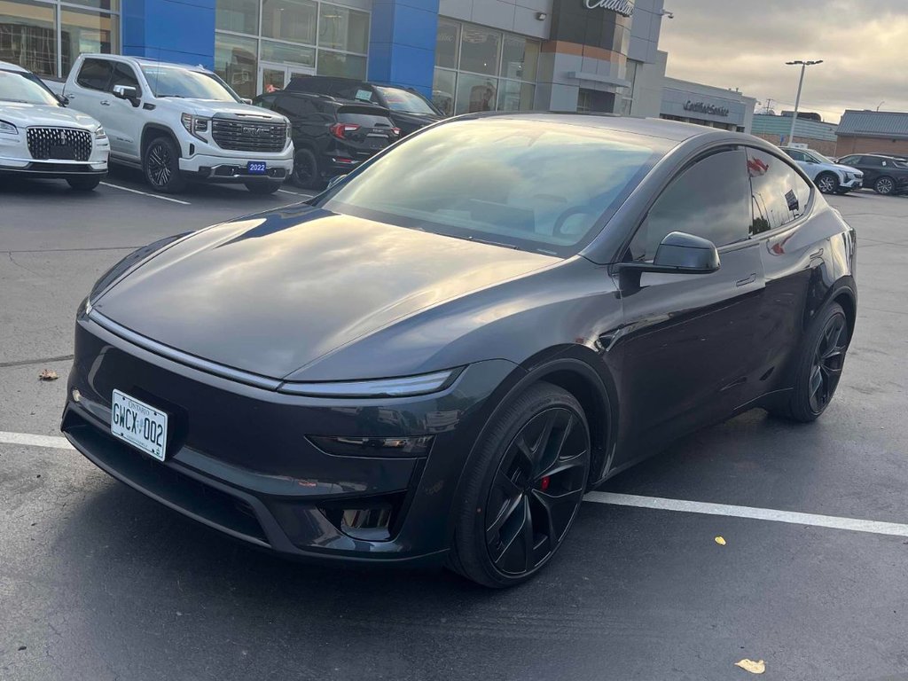 Tesla Model Y PERFORMANCE+HYPER RARE+ 2026 à Laval, Québec - 1 - w1024h768px