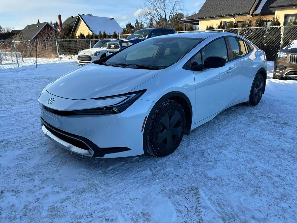 Toyota PRIUS PRIME AUBAINE+72 KM AUTONOMIE+ 2025 à Laval, Québec - 1 - w1024h768px